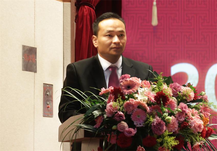 集團(tuán)副總、紀(jì)委副書記張成彪同志作徐州寶潤實業(yè)集團(tuán)“關(guān)于2018年違紀(jì)違規(guī)及重大事故責(zé)任單位的通報及處理決定”