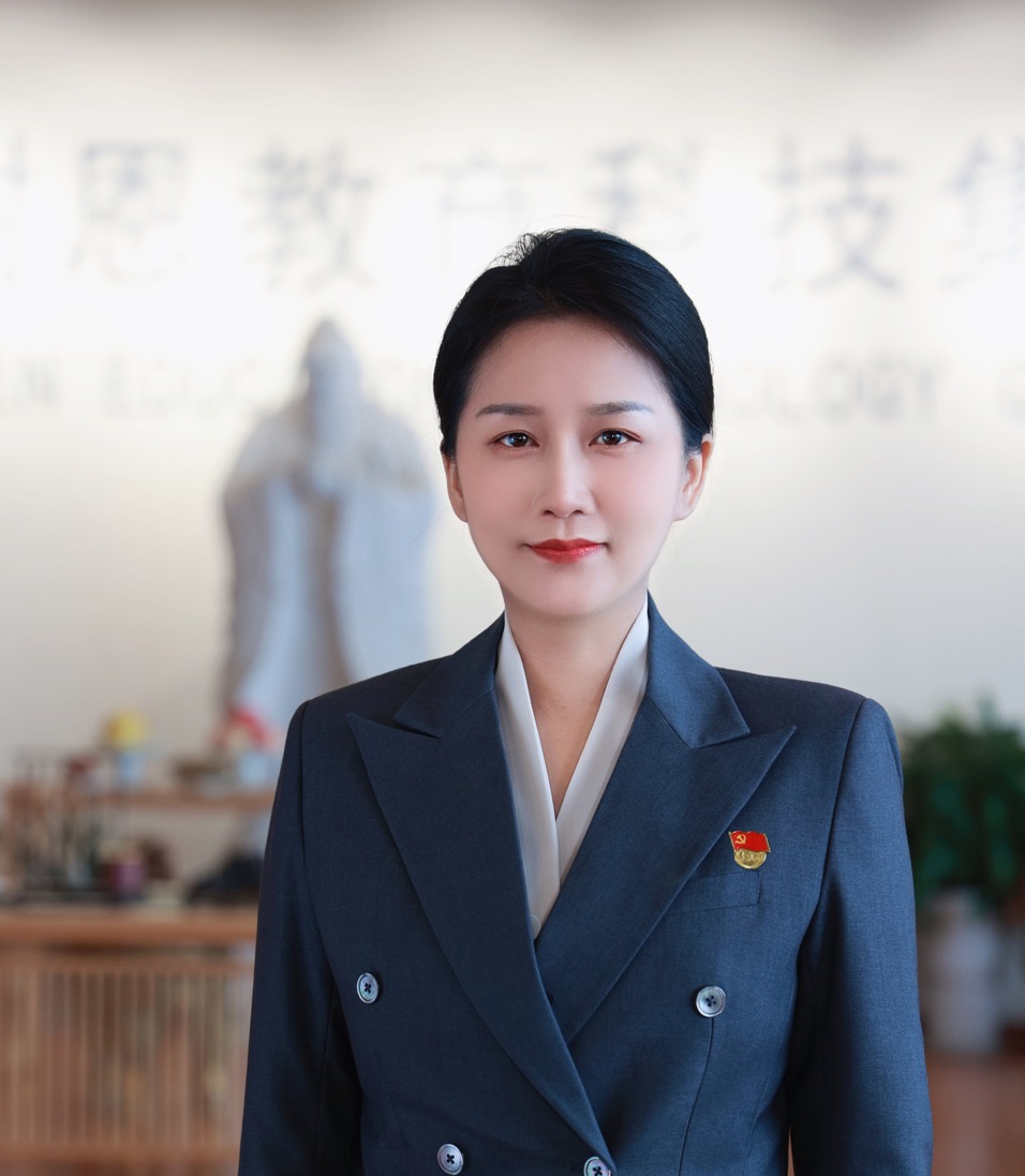 董事局黨委書(shū)記、副主席張冬冬